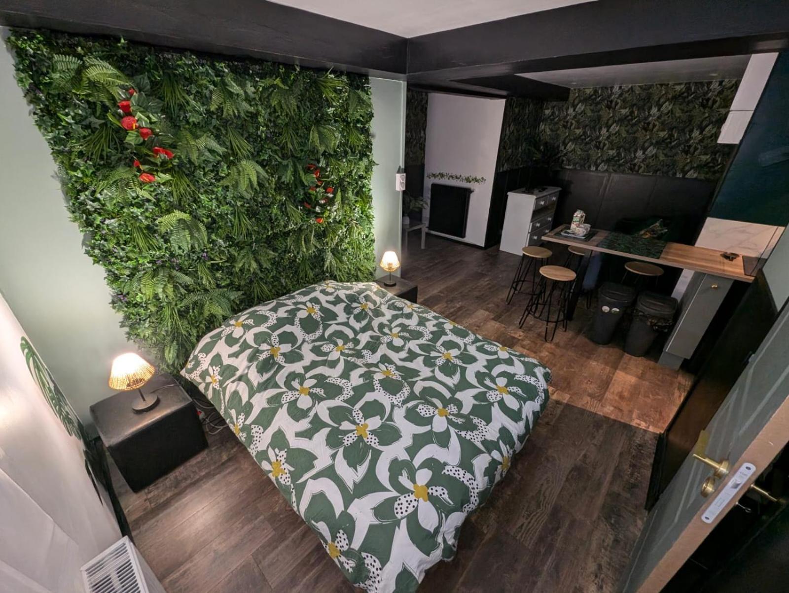 Appartement Verdoyant Au Bord Du Lac Leman Entre Evian Et Thonon Dans Une Villa Амфион-ле-Бен Экстерьер фото