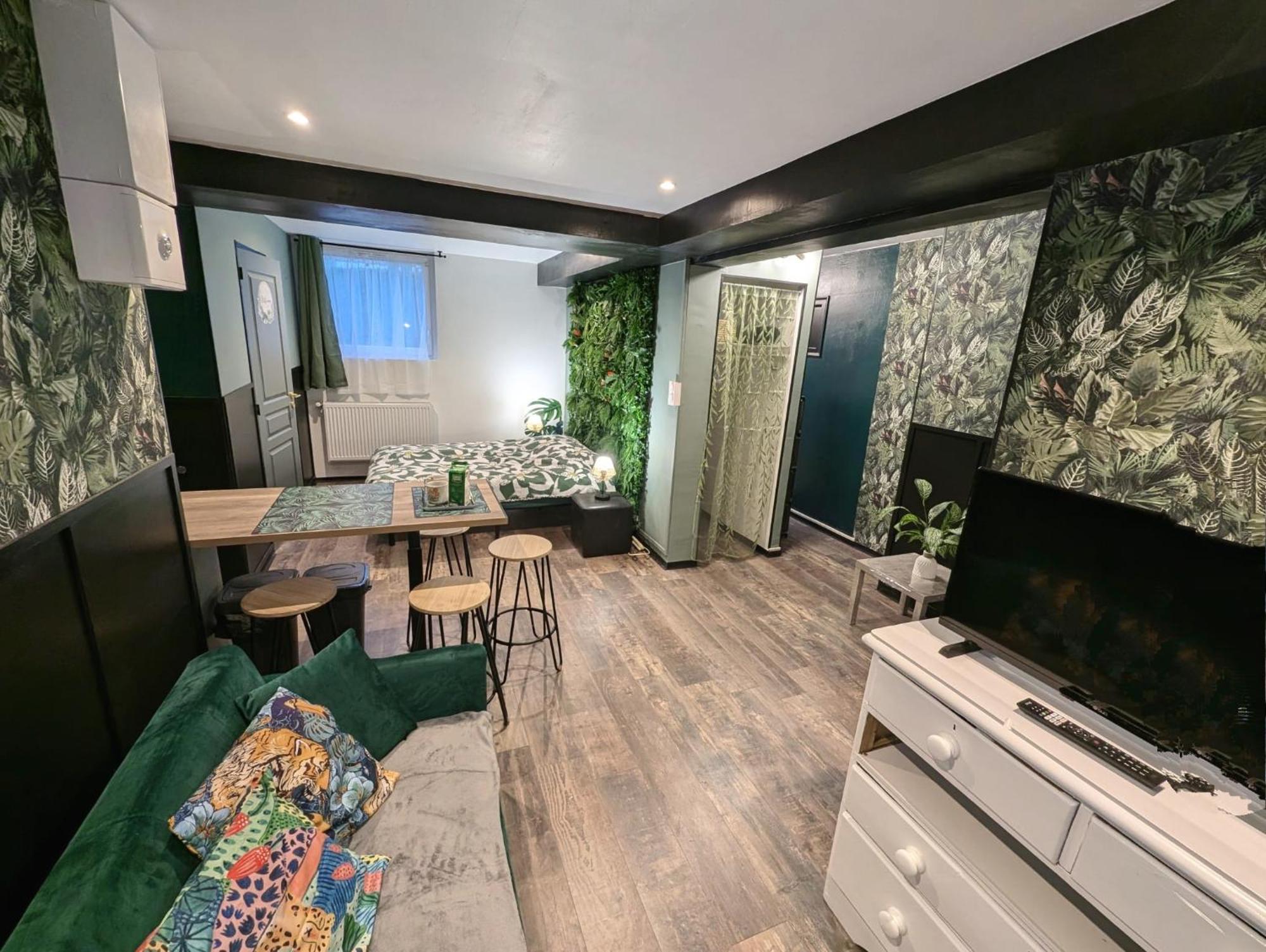 Appartement Verdoyant Au Bord Du Lac Leman Entre Evian Et Thonon Dans Une Villa Амфион-ле-Бен Экстерьер фото