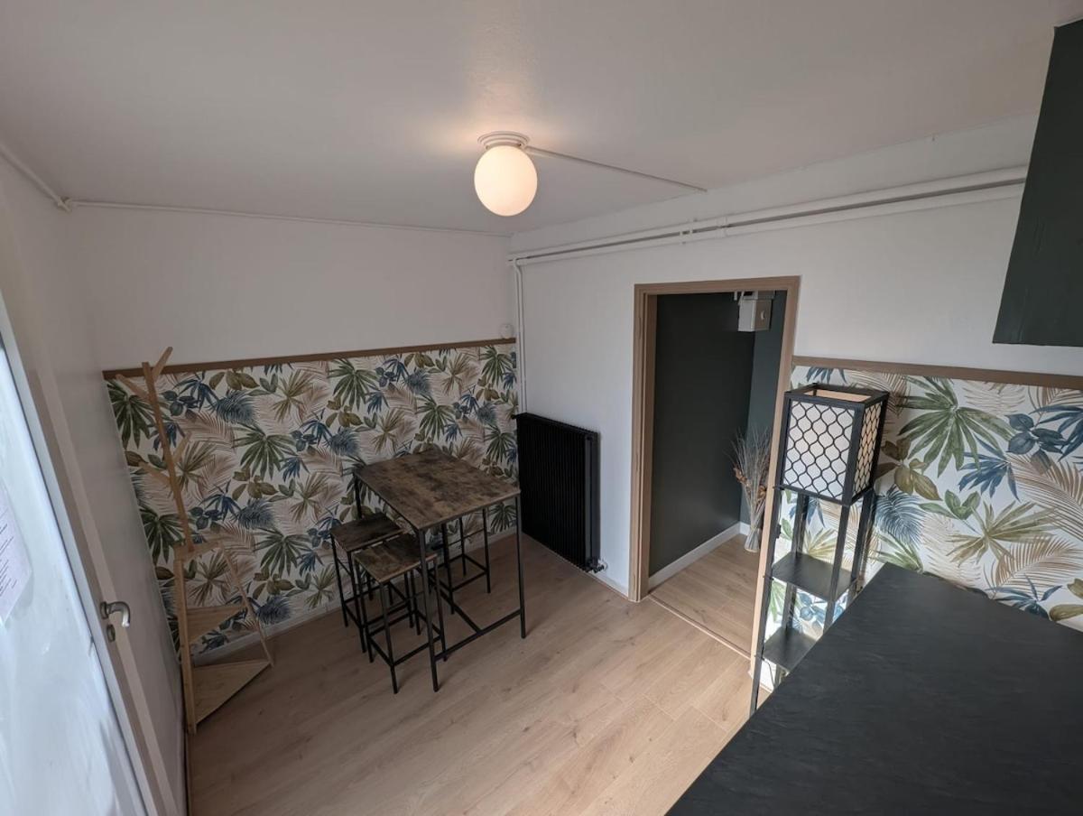 Appartement Verdoyant Au Bord Du Lac Leman Entre Evian Et Thonon Dans Une Villa Амфион-ле-Бен Экстерьер фото